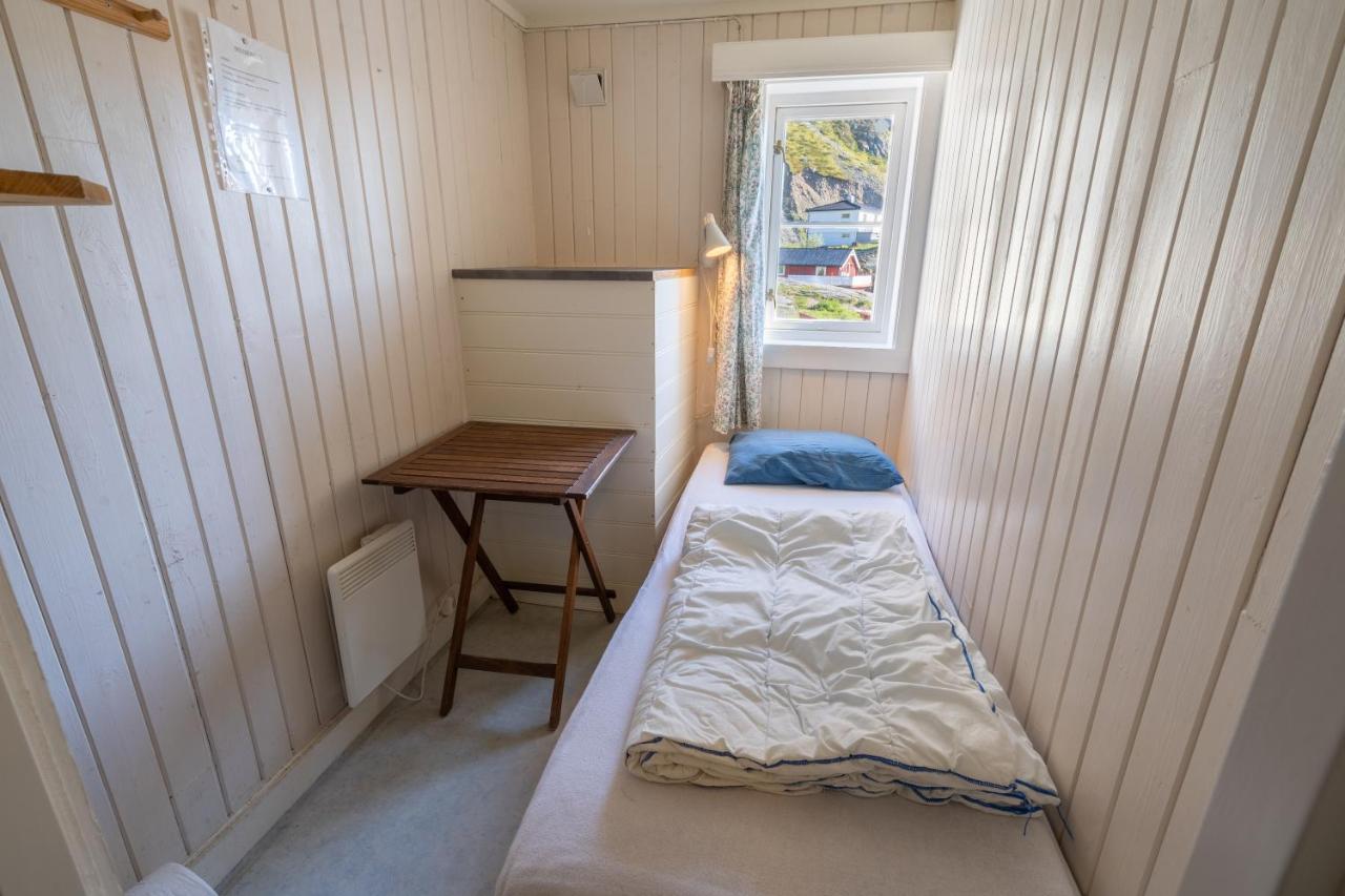Lofoten A Hi Hostel Å Екстериор снимка