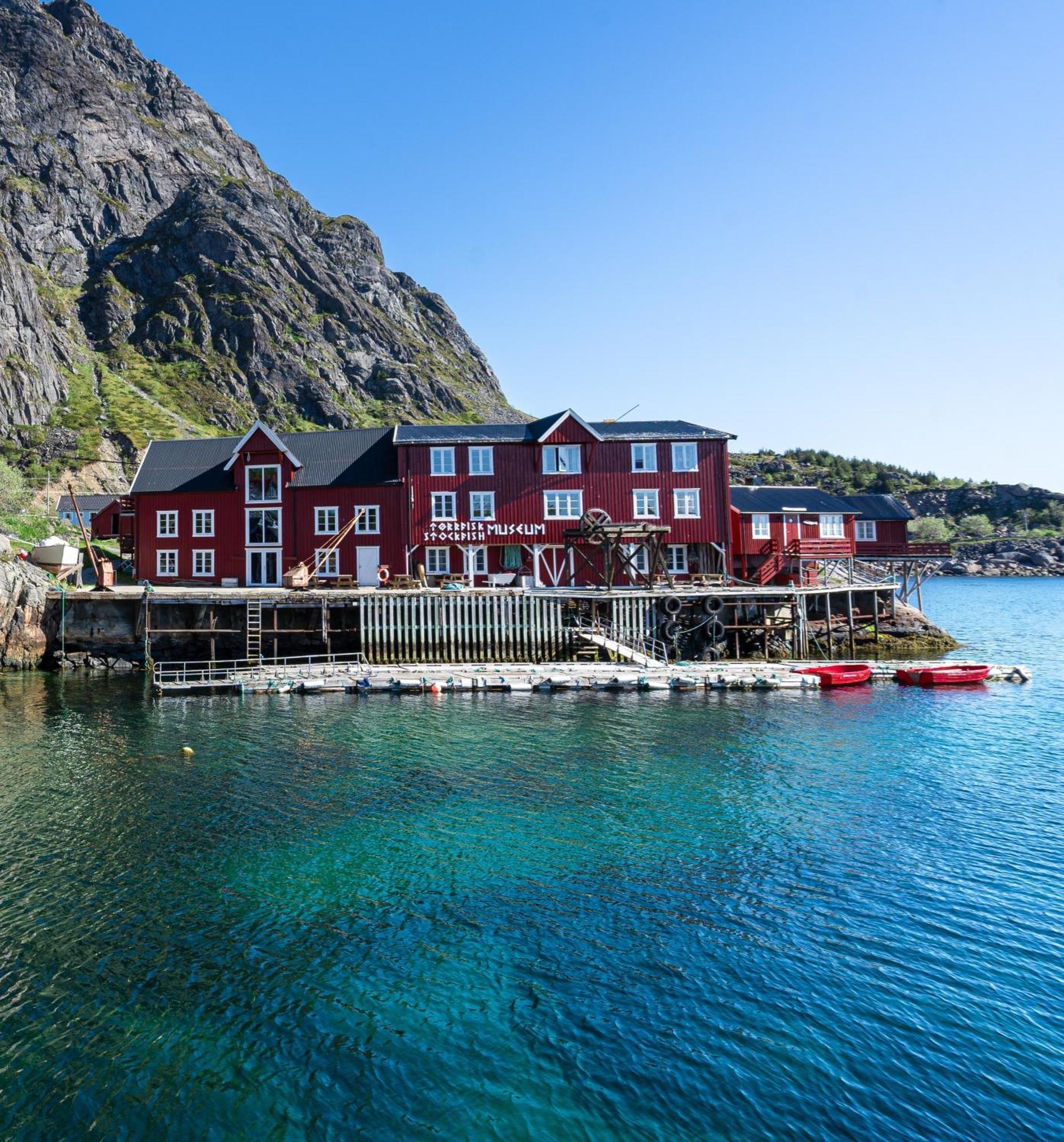Lofoten A Hi Hostel Å Екстериор снимка